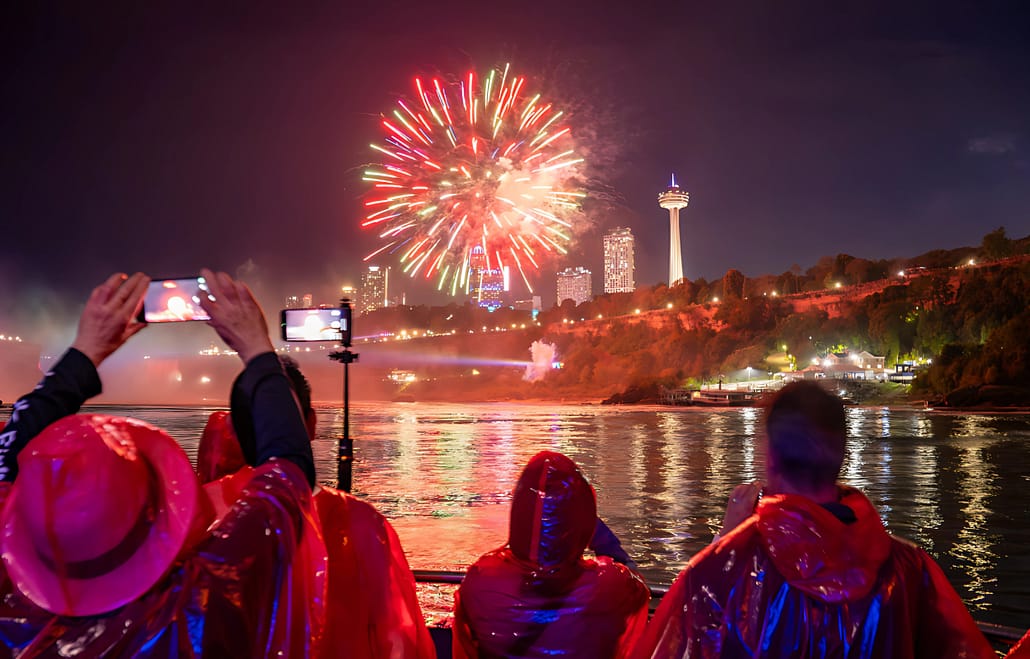Niagara Falls Tours From Toronto Fireworks Cruise