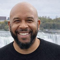 Paul Licensed Niagara Falls Tour Guide