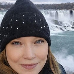 Tracy Licensed Niagara Falls Tour Guide