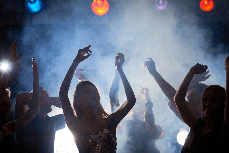 Things to Do in Niagara Falls at Night 2 Explore the Nightlife