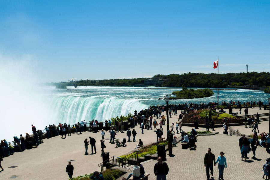 8 Date Ideas That Cost Over CA$100 for Couples in Toronto (Updated 2024) 1 Date Ideas1