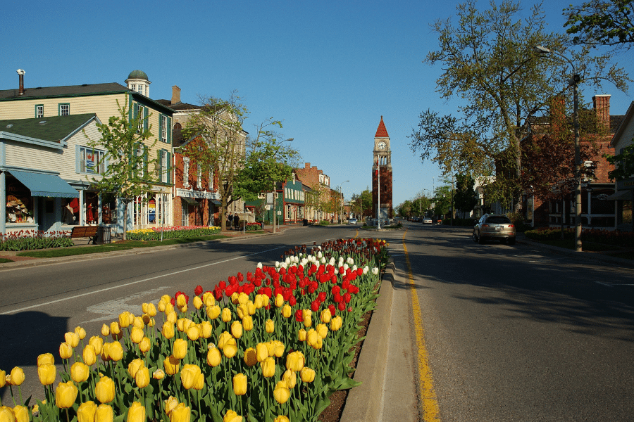 Top Attractions to Explore During Your Niagara Falls Day Tour 2 Niagara on the Lake