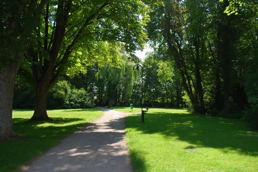 Top 10 Niagara Falls Picnic Spots 2 Kingsbridge Park